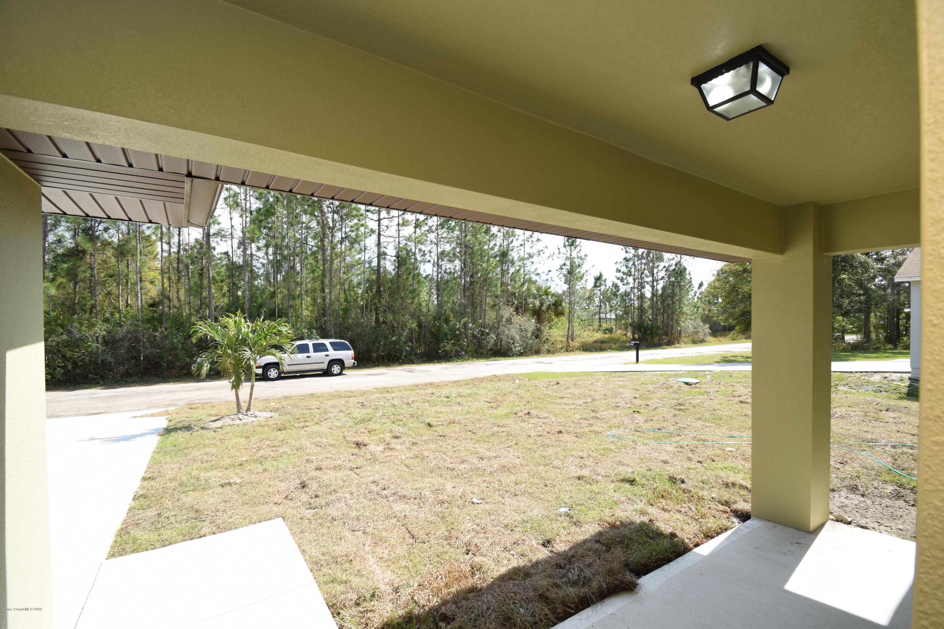 681 SE Tobias Street SE