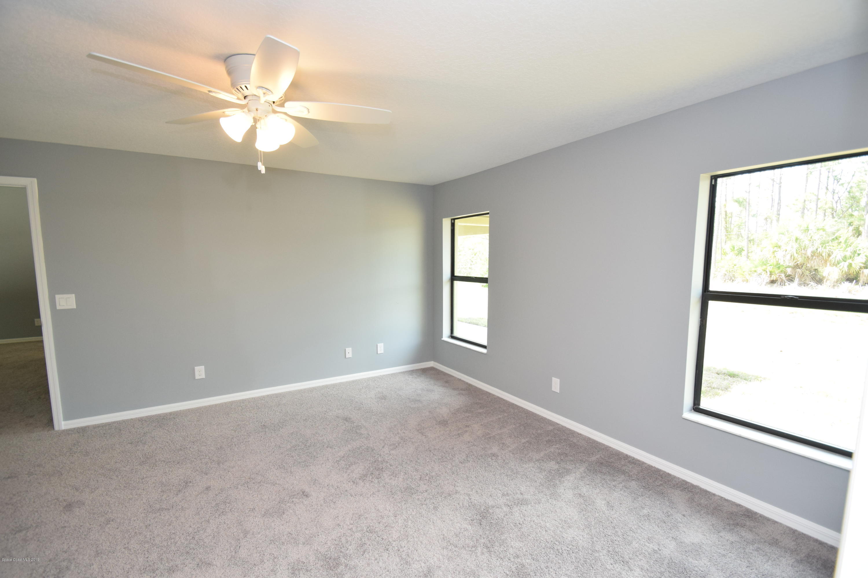 681 SE Tobias Street SE