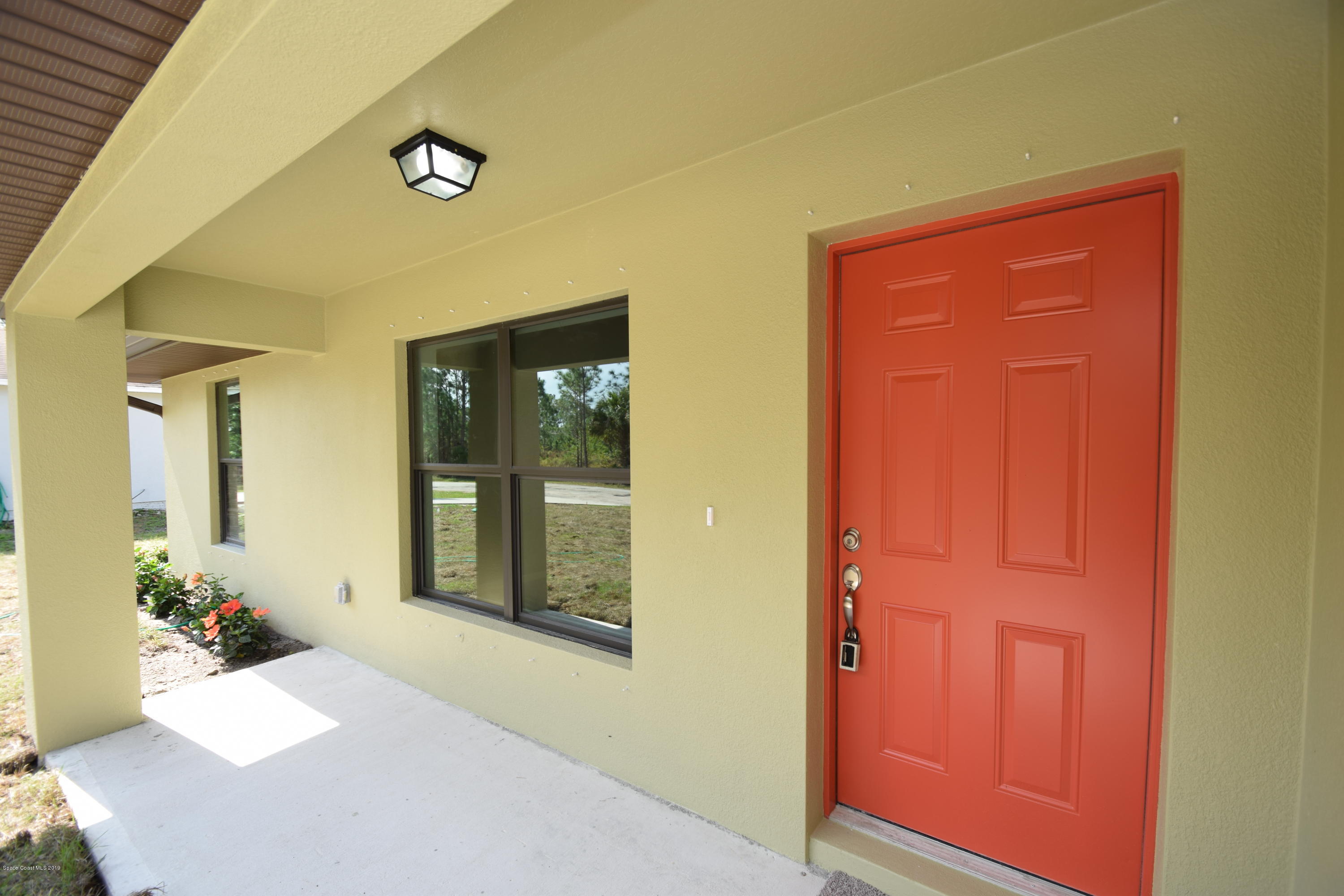 681 SE Tobias Street SE