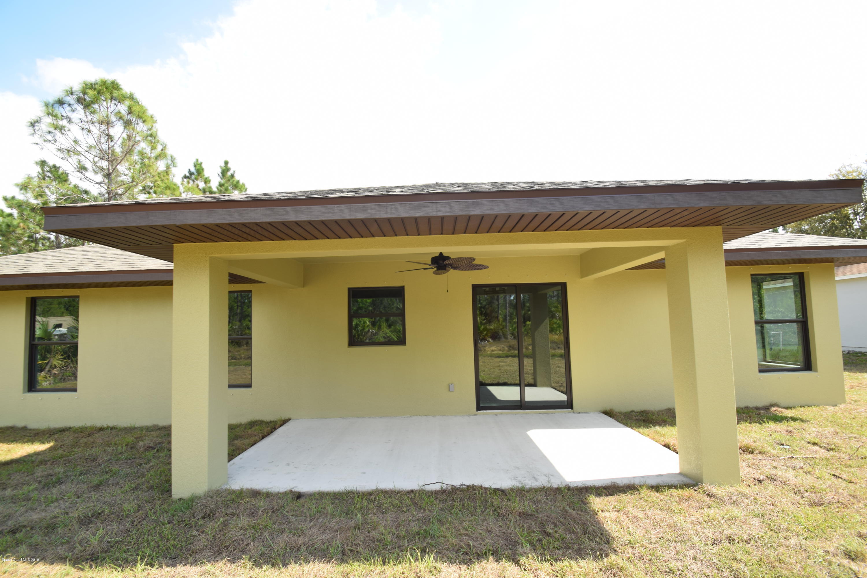 681 SE Tobias Street SE