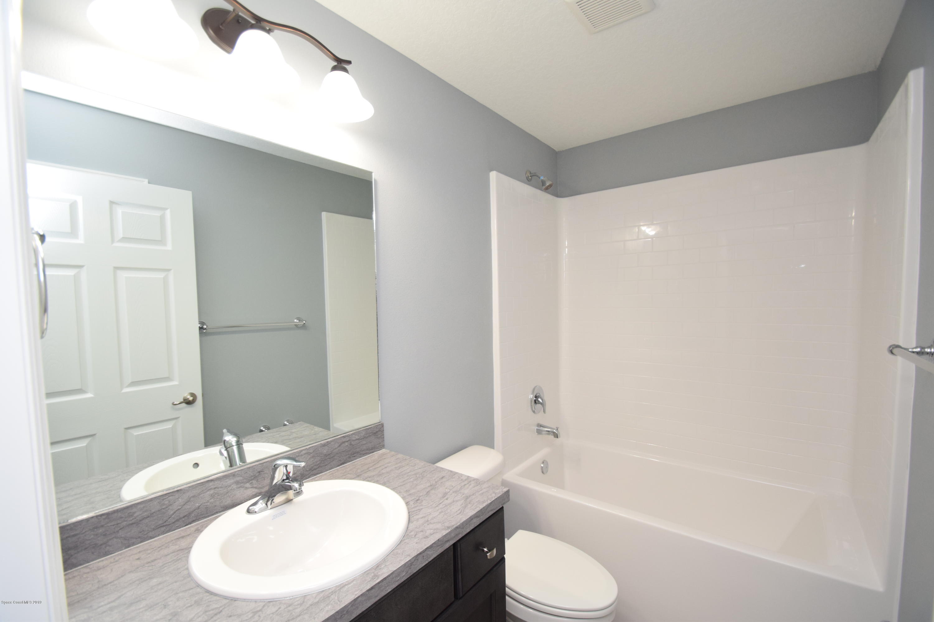 681 SE Tobias Street SE