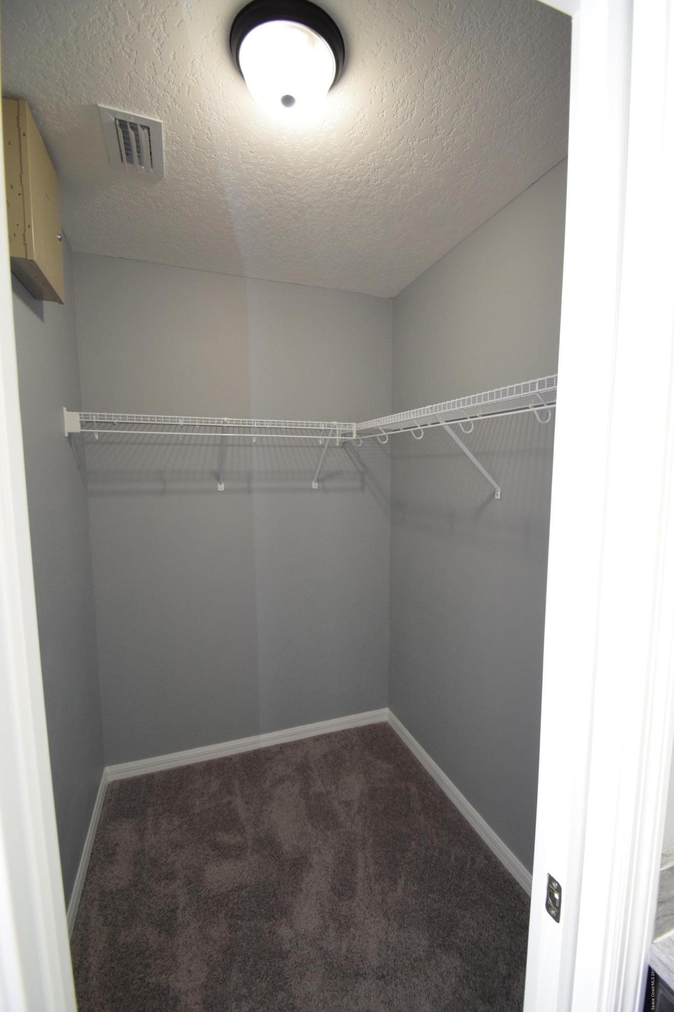 681 SE Tobias Street SE