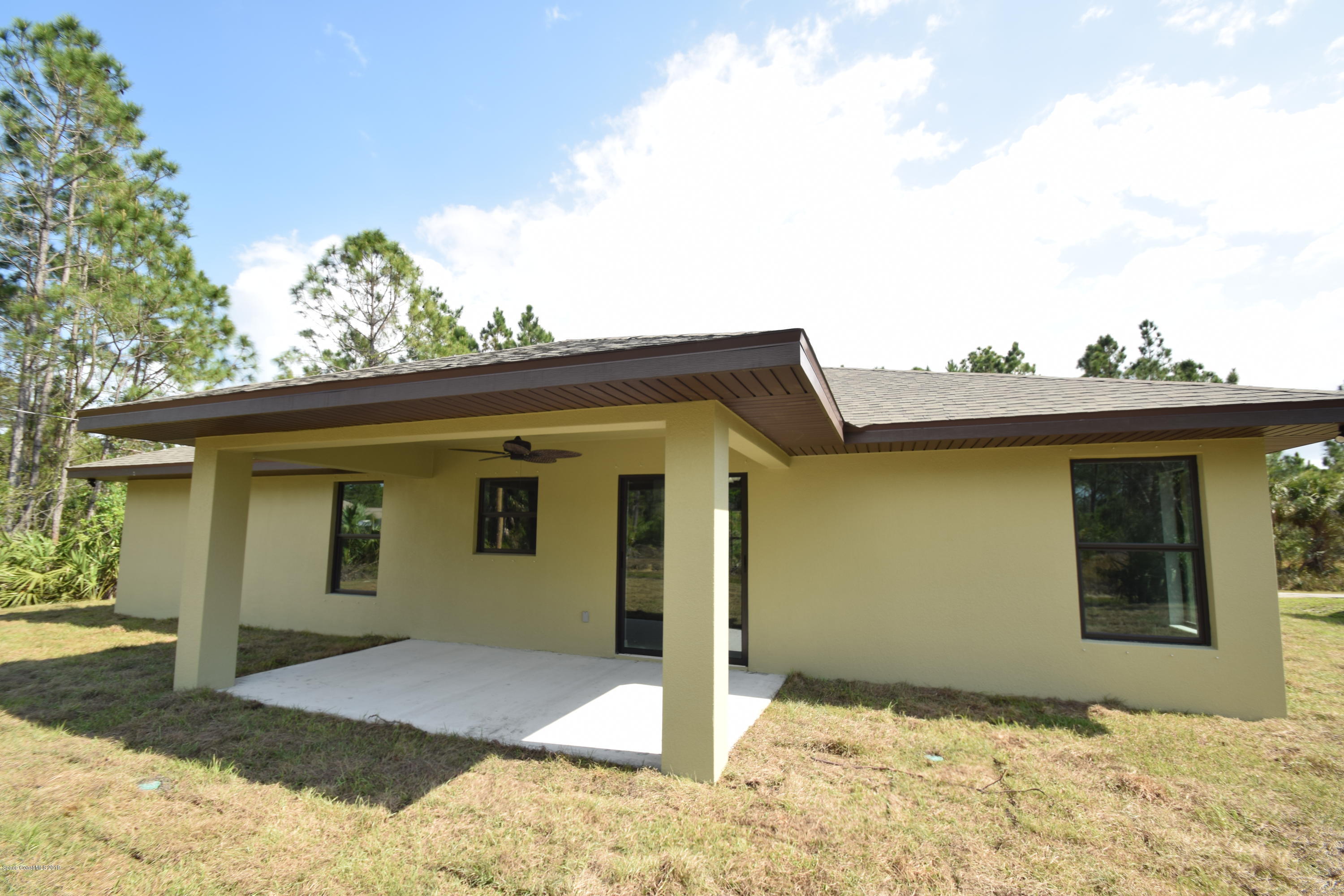 681 SE Tobias Street SE