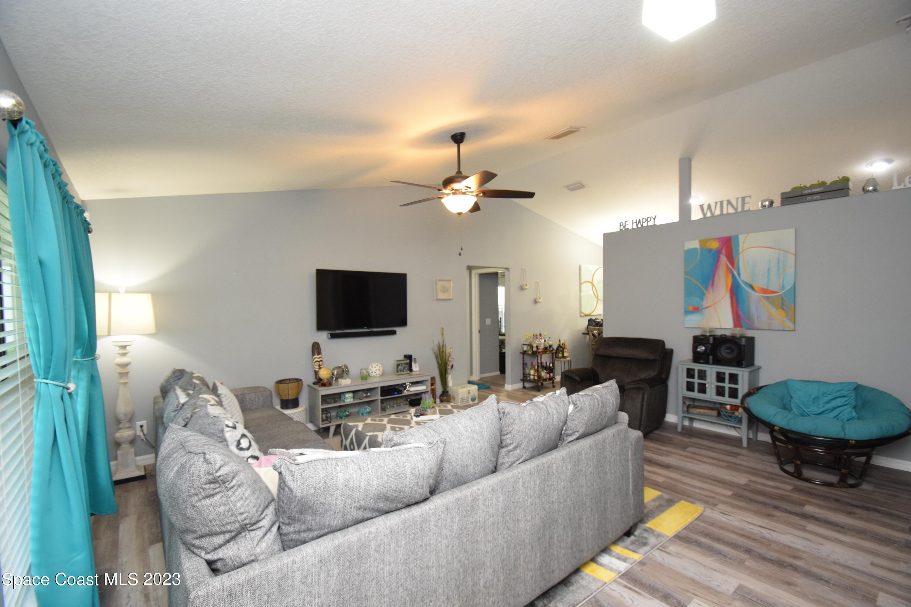 681 SE Tobias Street SE