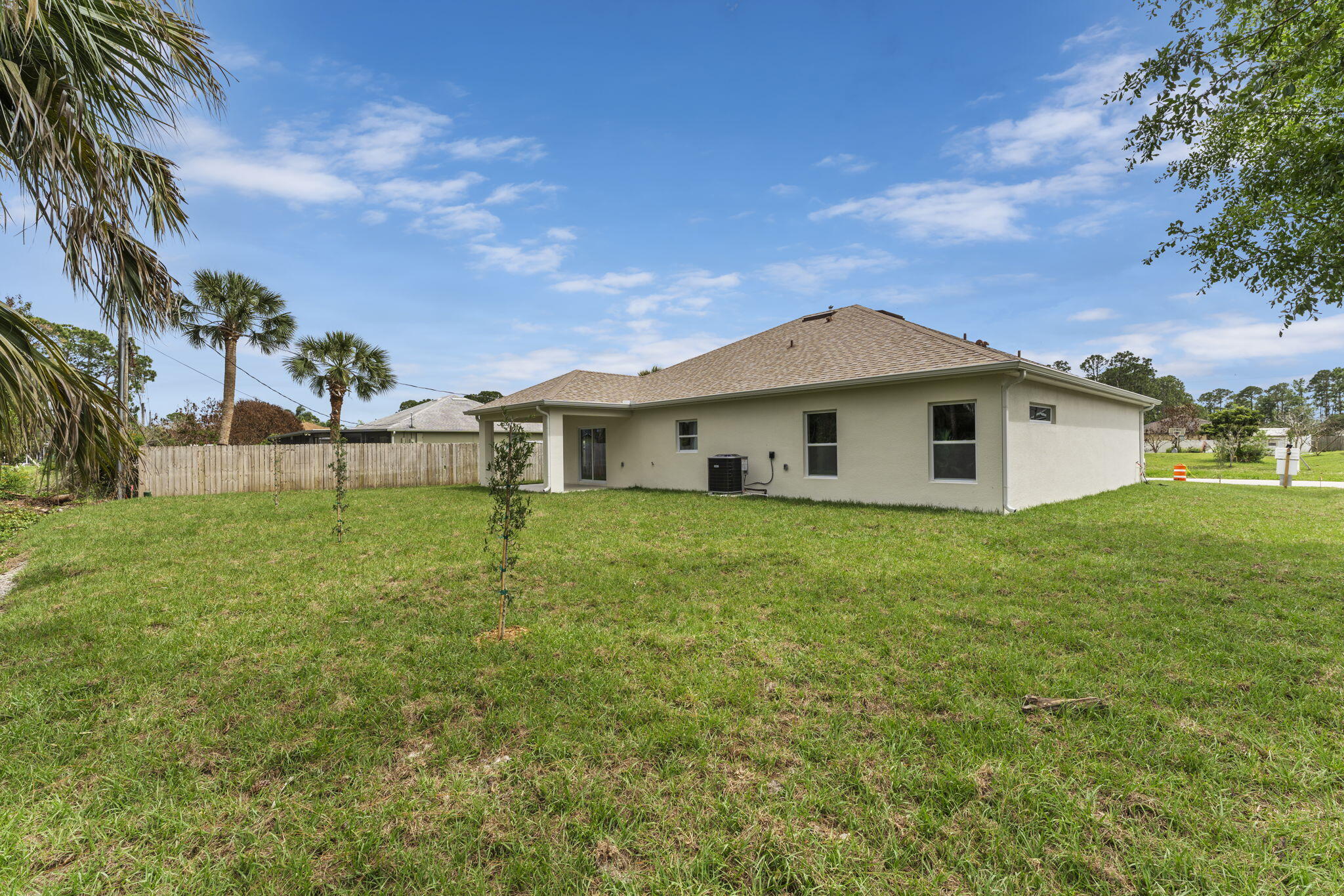 357 SW Galicia St Street SW