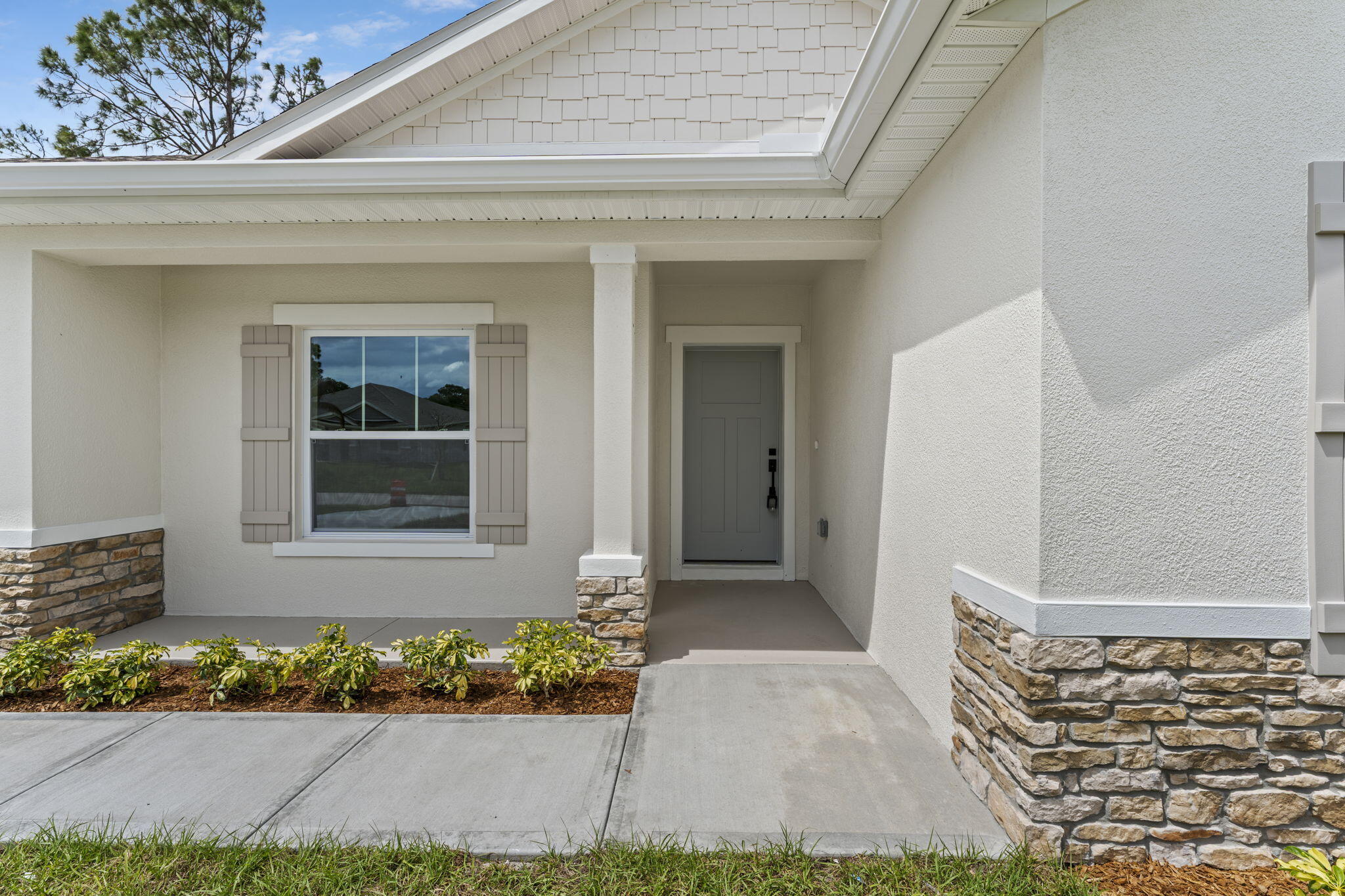 357 SW Galicia St Street SW