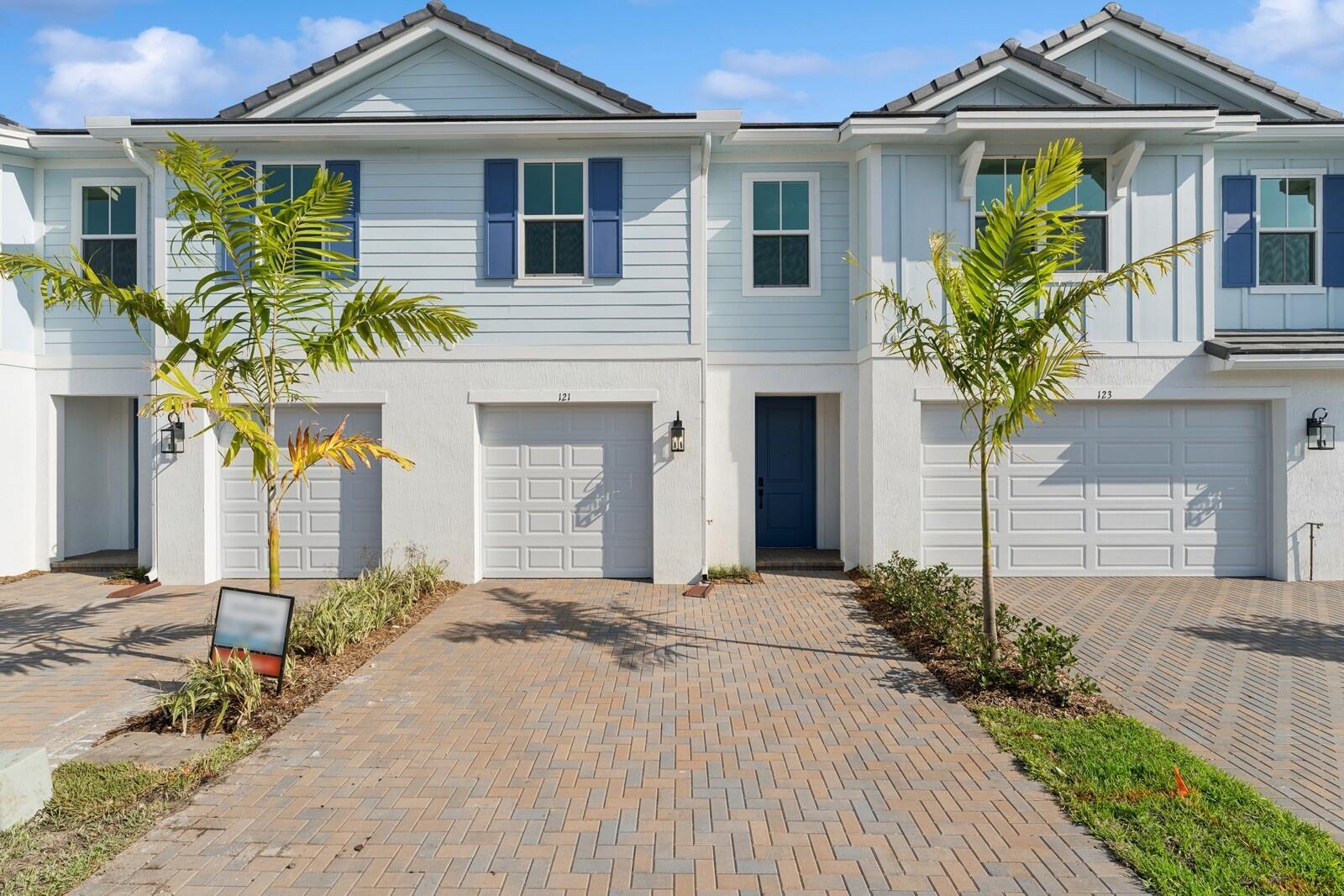121 SE Birch Terrace 1157