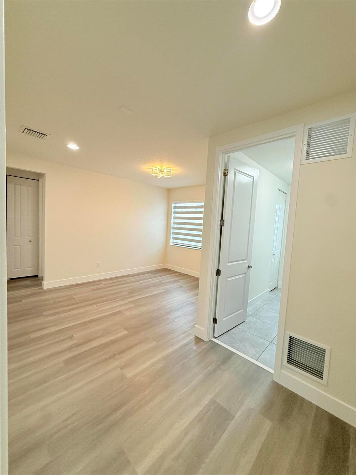 7181 Villamar Way