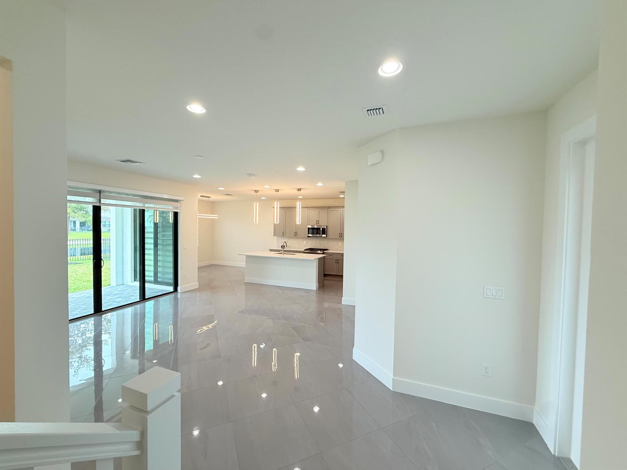 7181 Villamar Way