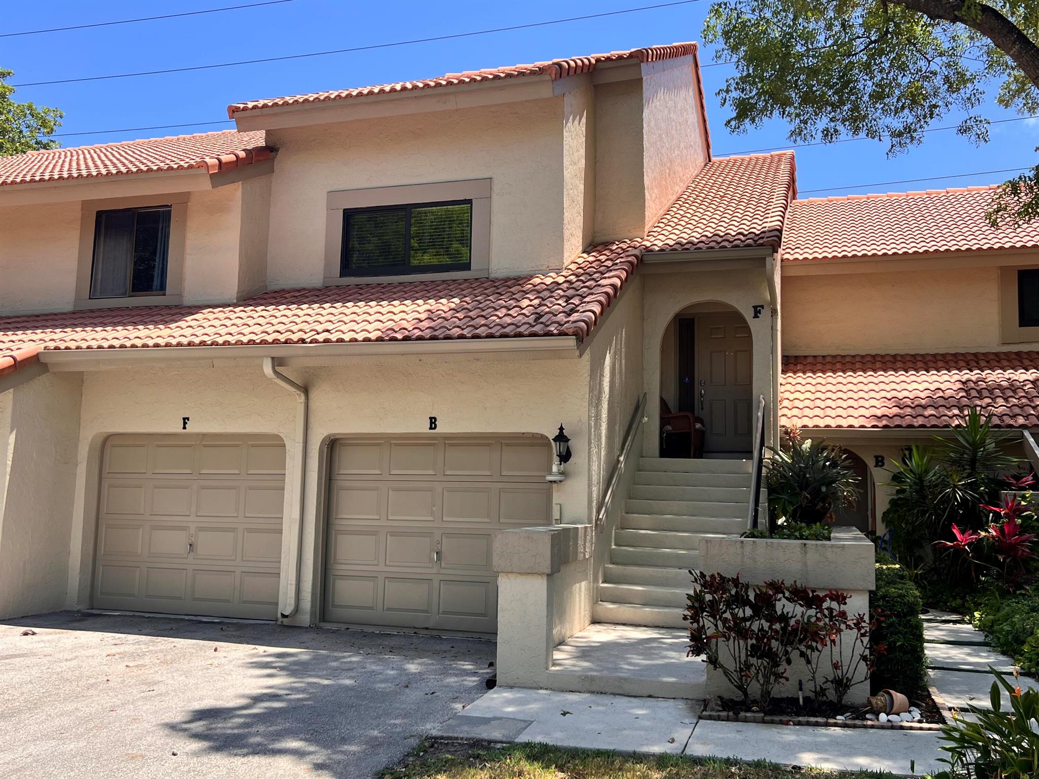 5650 Coach House Circle F