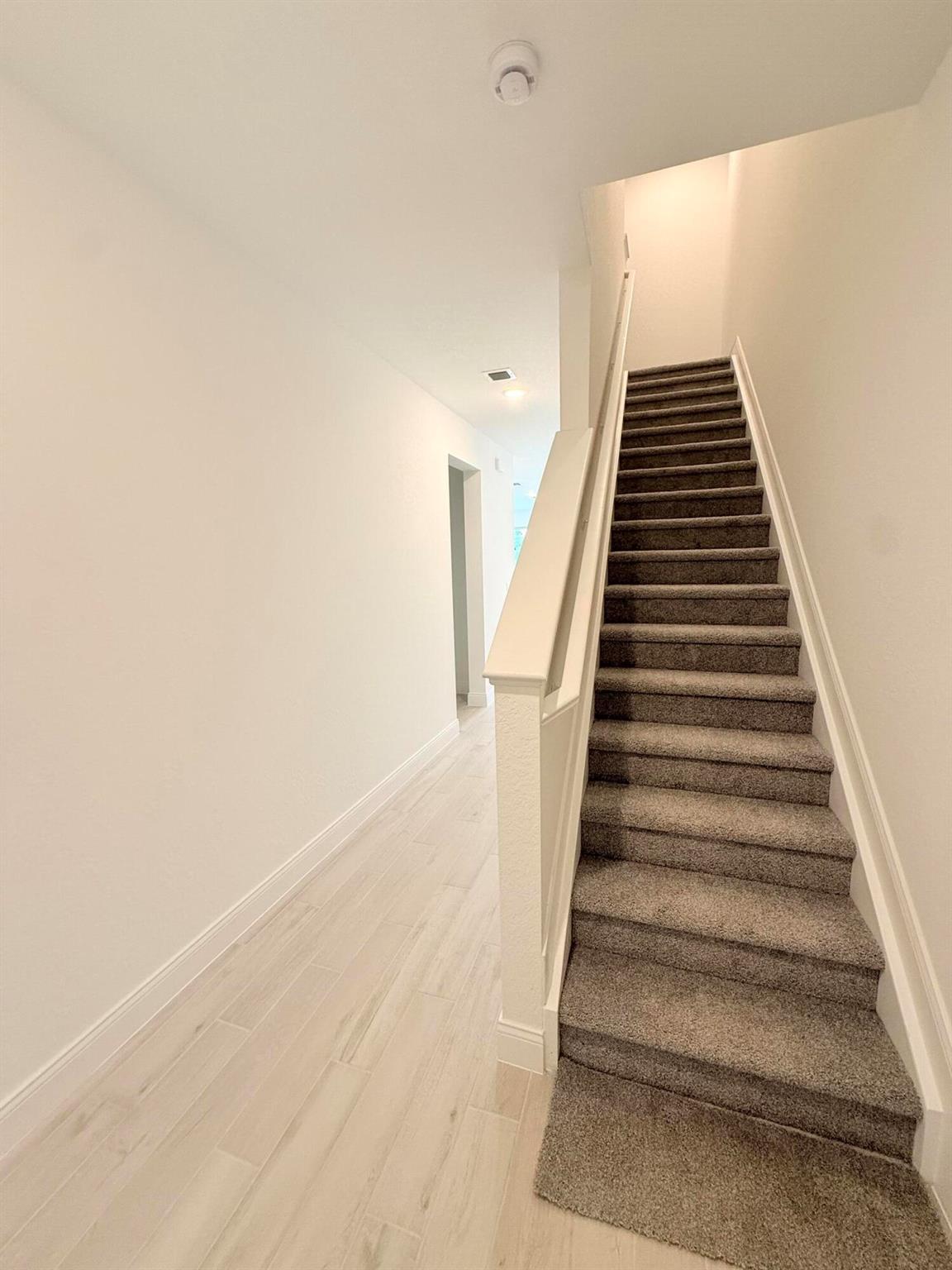 121 SE Birch Terrace