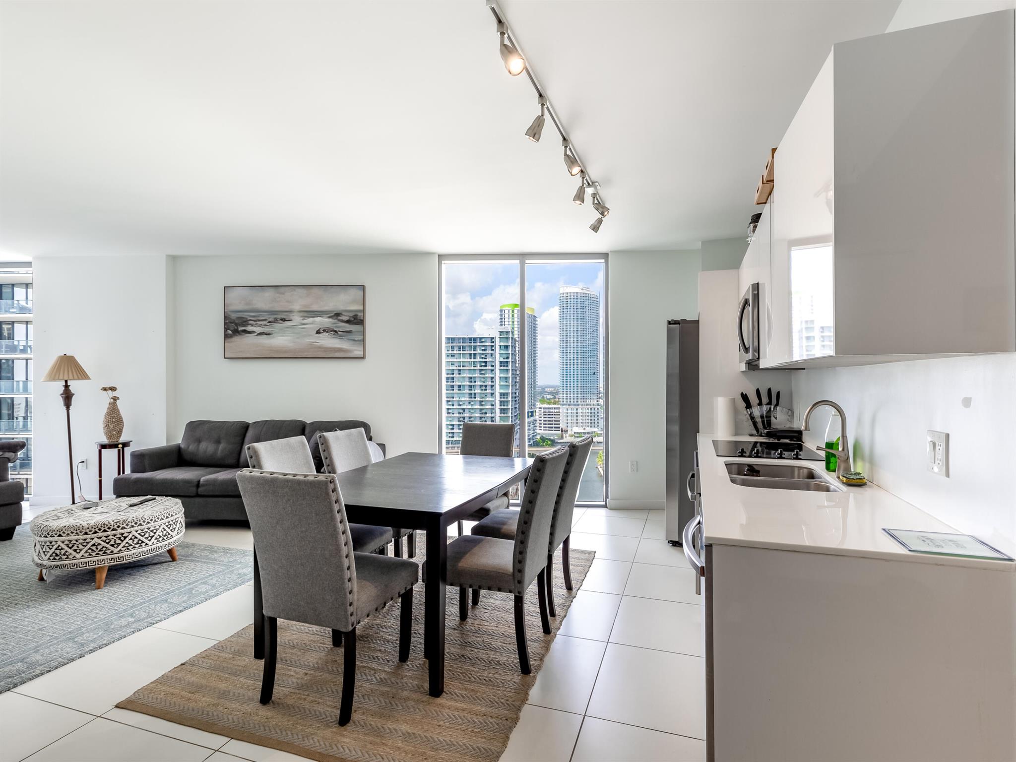 31 SE 6th Street 2601