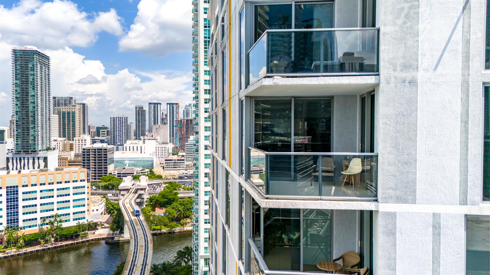 31 SE 6th Street 2601