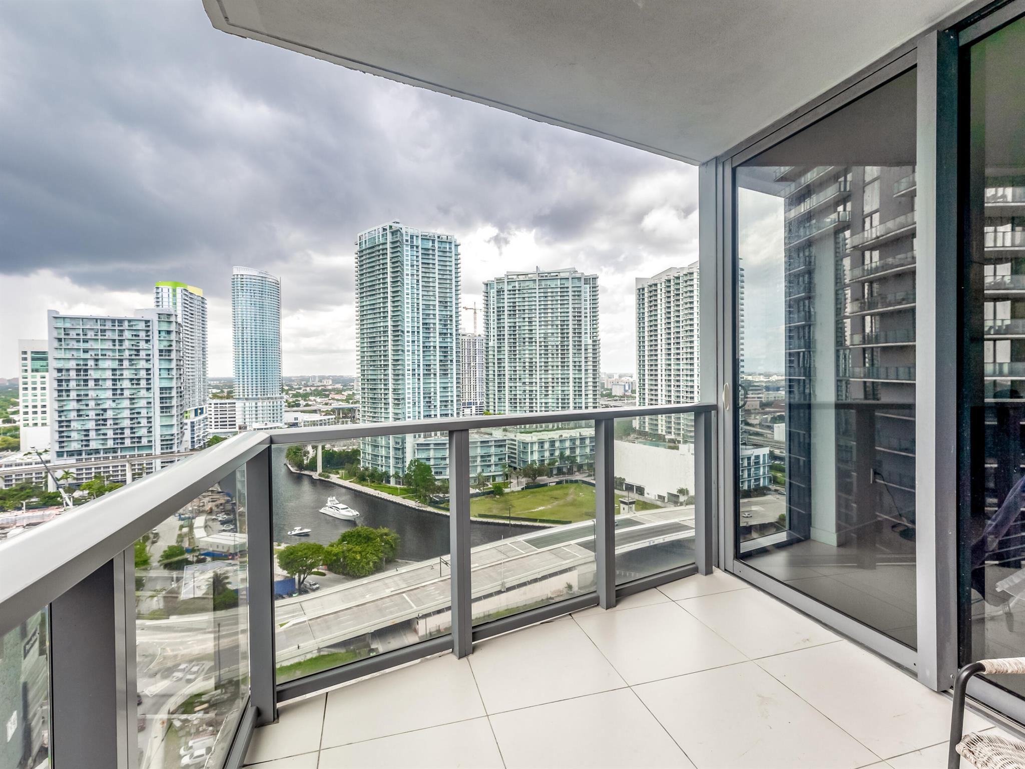 31 SE 6th Street 2601