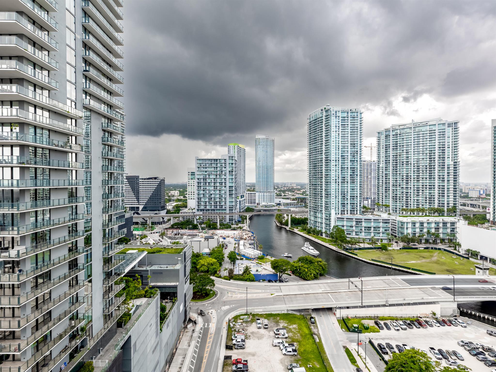 31 SE 6th Street 2601