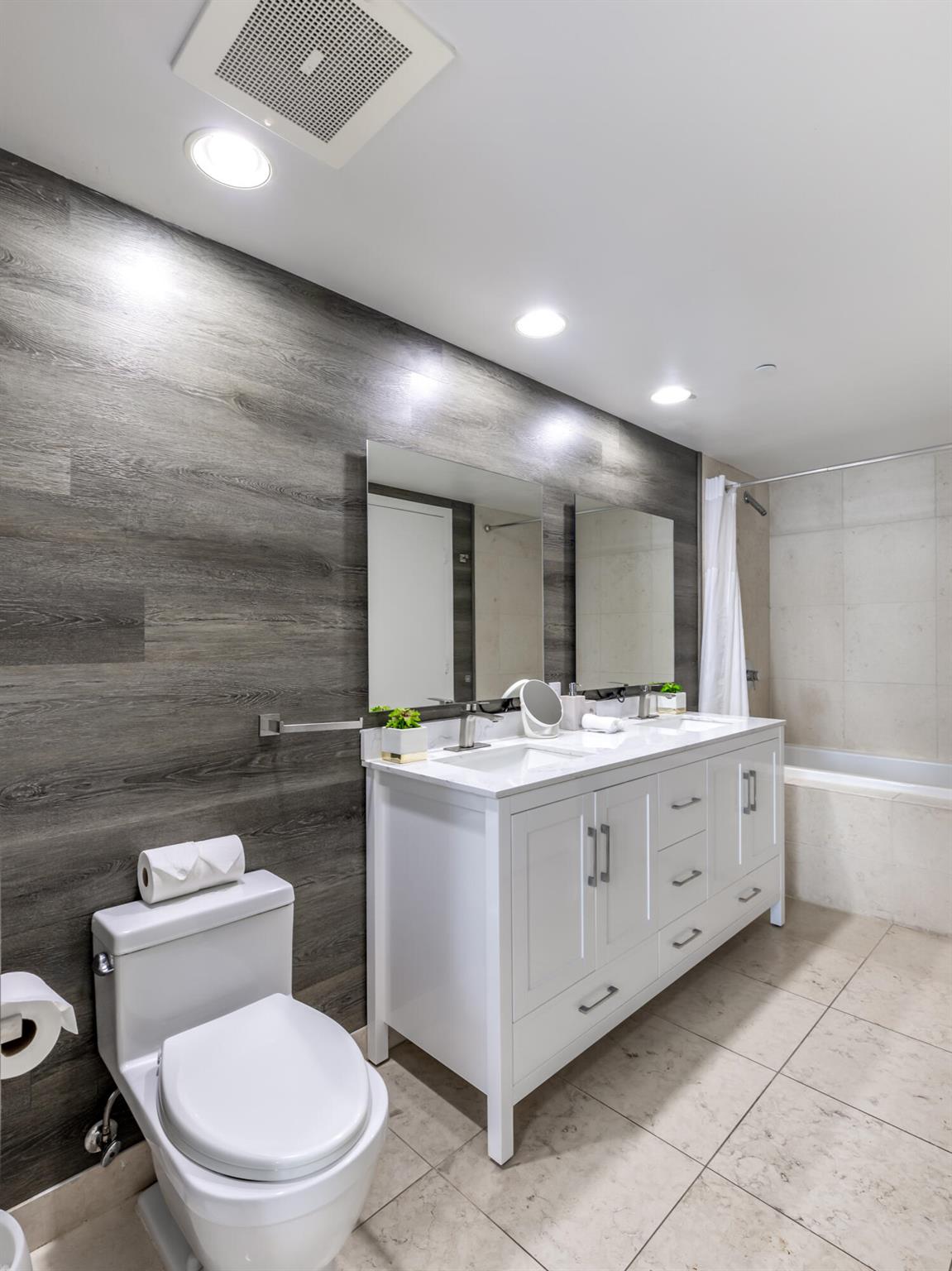 485 Brickell Avenue 2506