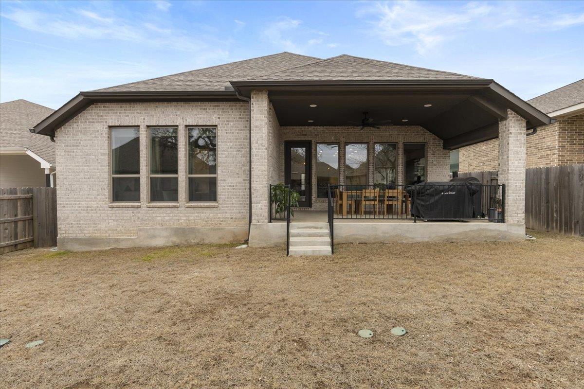 557 Jefferson DR