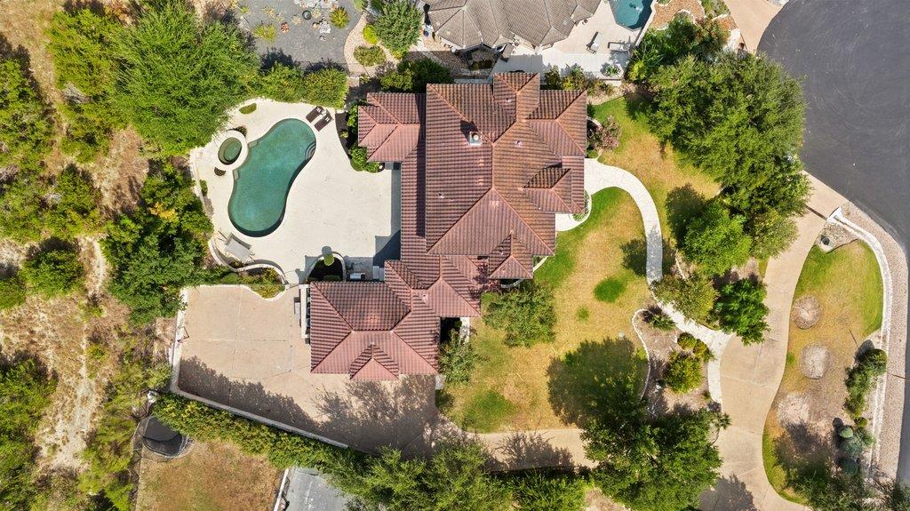 34 AUTUMN OAKS DR