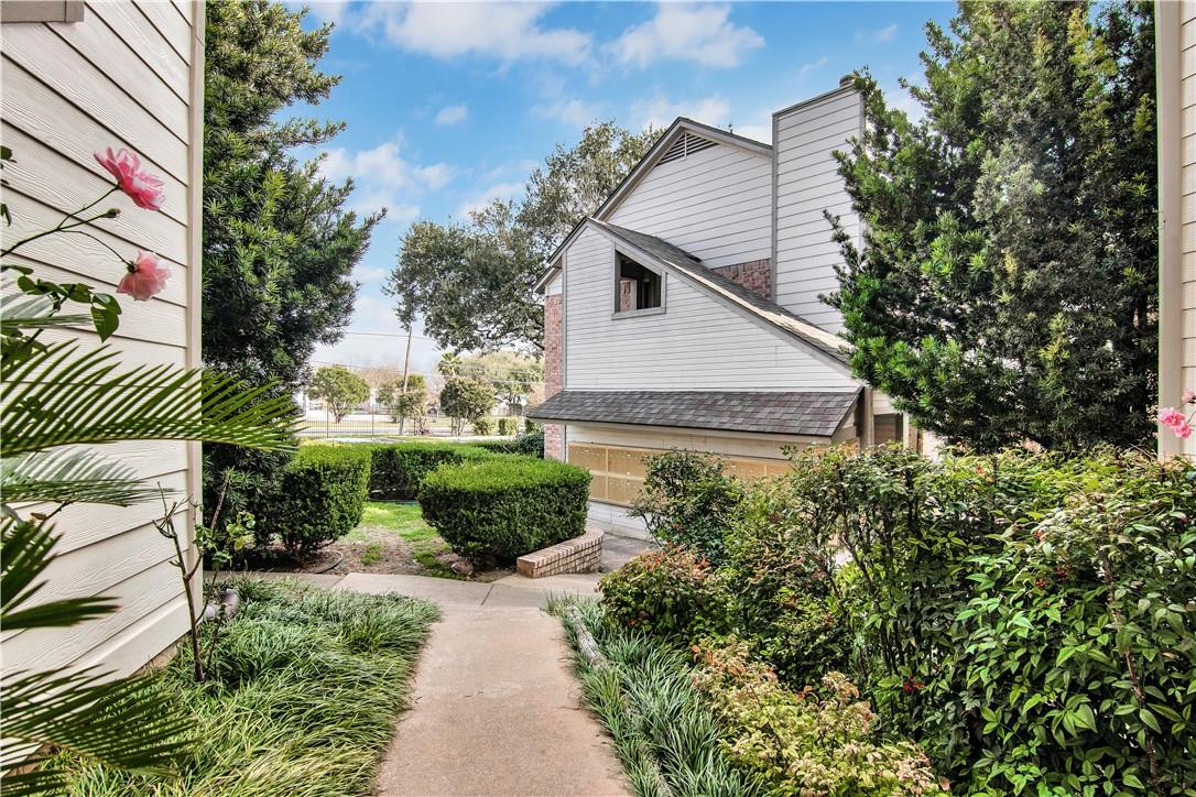 2500 BURLESON RD # 204