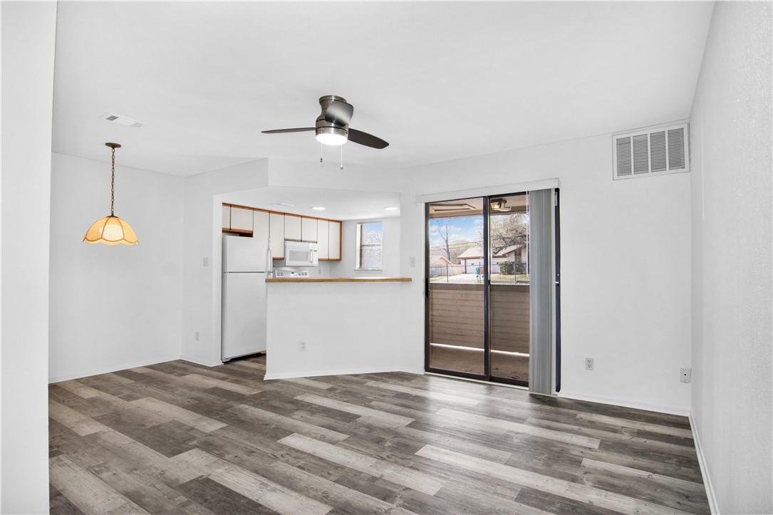 2500 BURLESON RD # 204