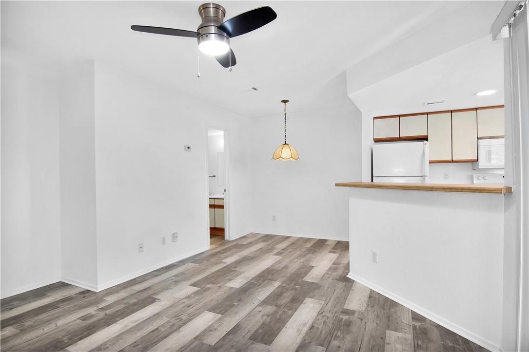 2500 BURLESON RD # 204