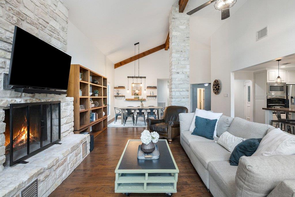130 Deerfield CV