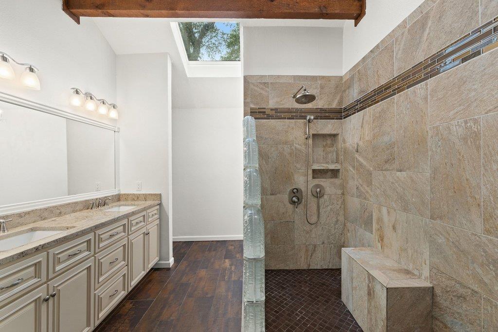 130 Deerfield CV