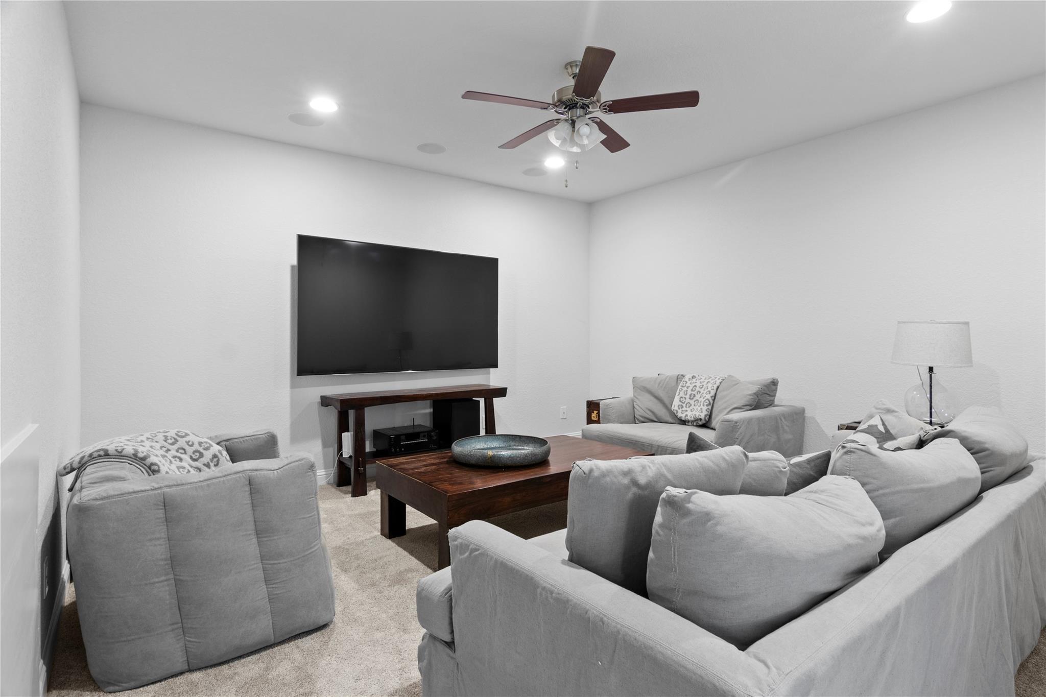 211 Abbeyville WALK