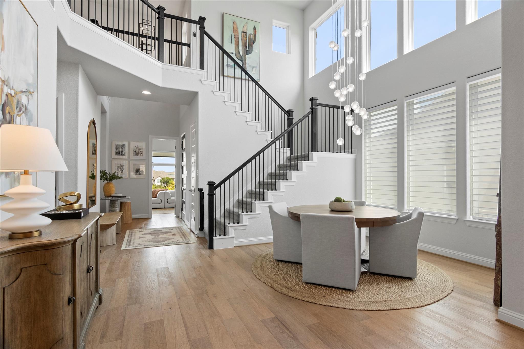 211 Abbeyville WALK