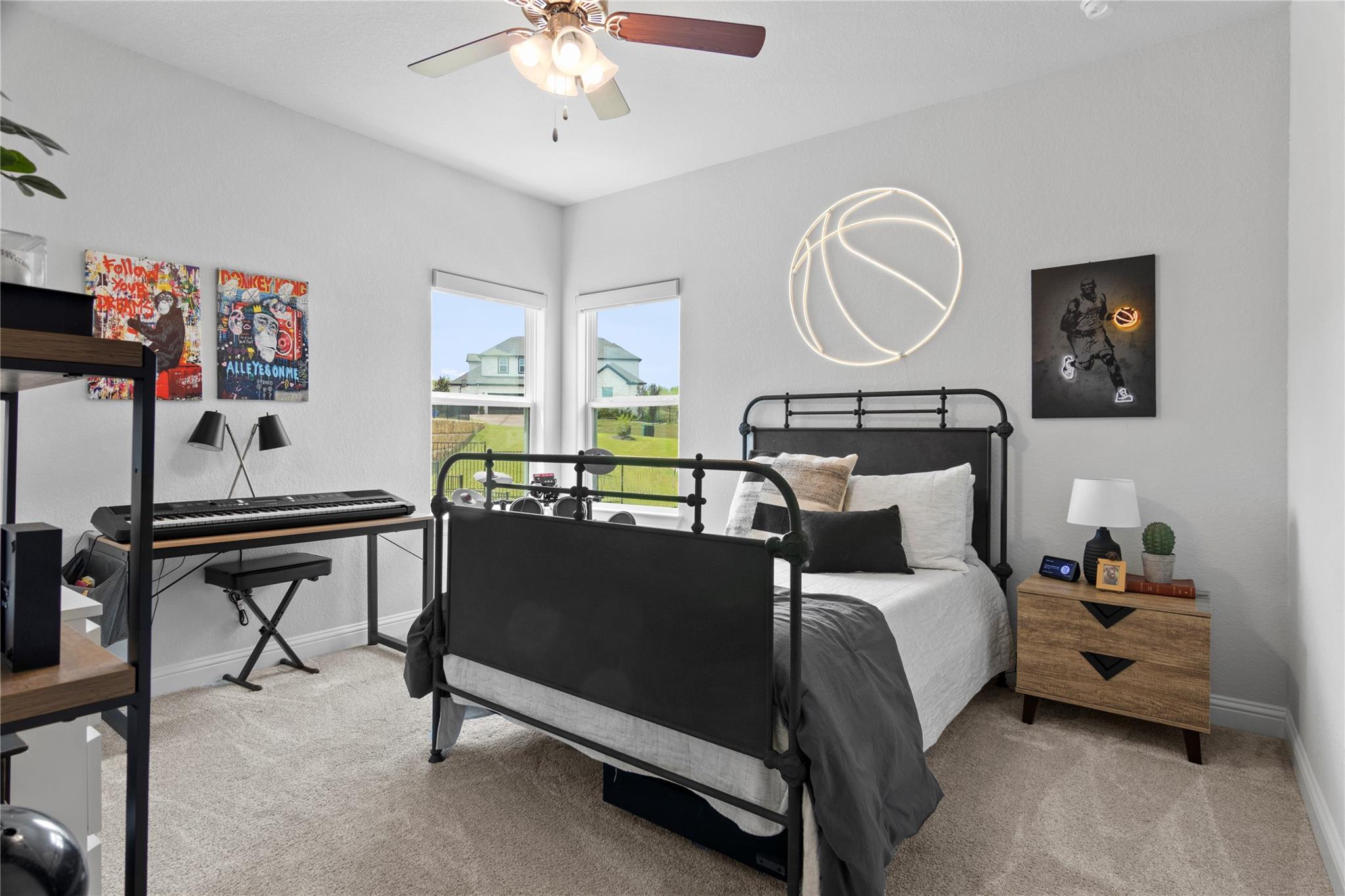 211 Abbeyville WALK