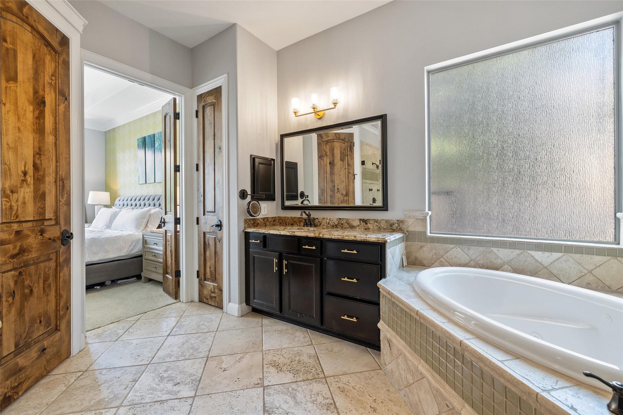 201 Aria DR, Lakeway