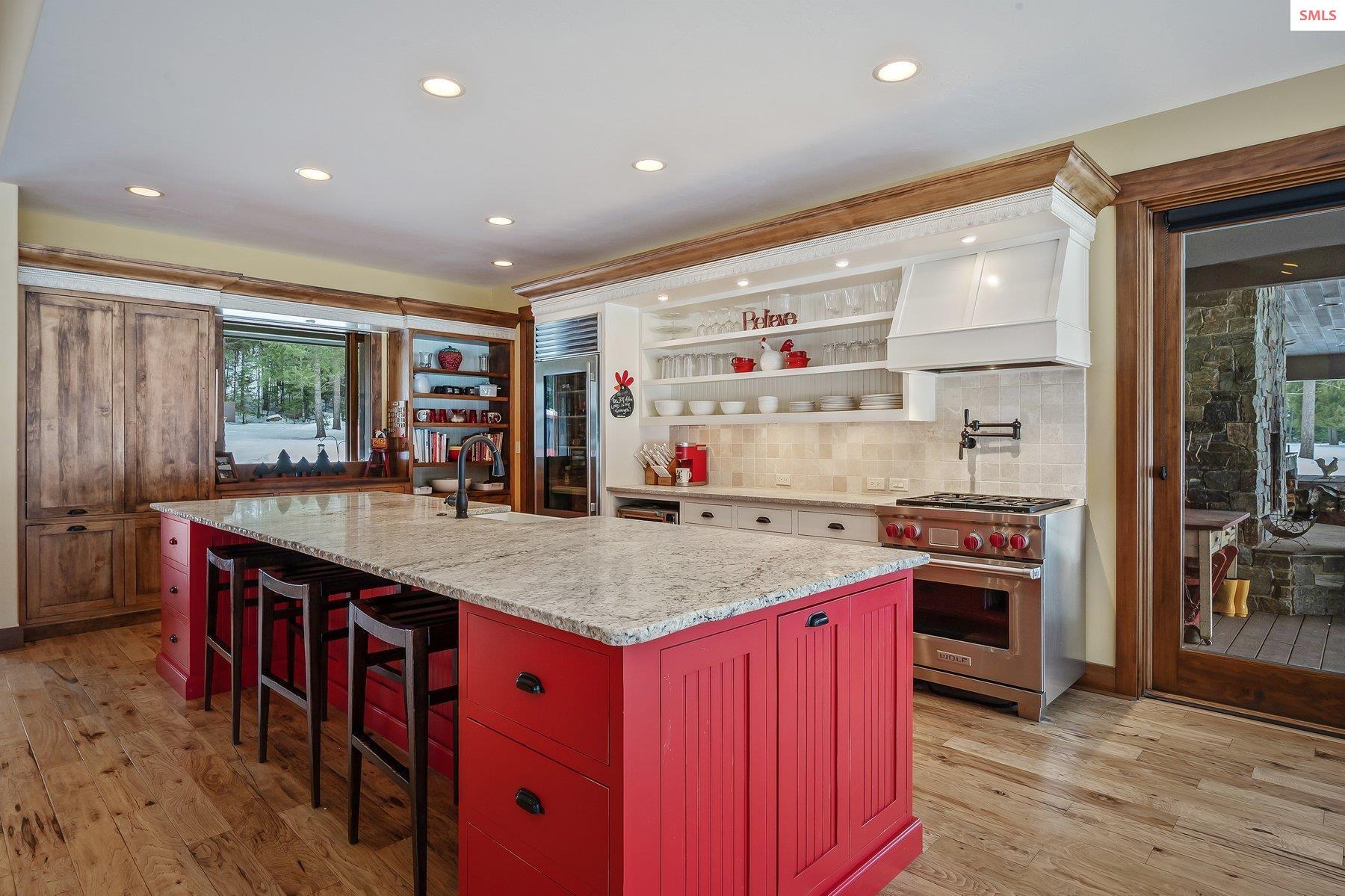 2732 Lower Pack River Road