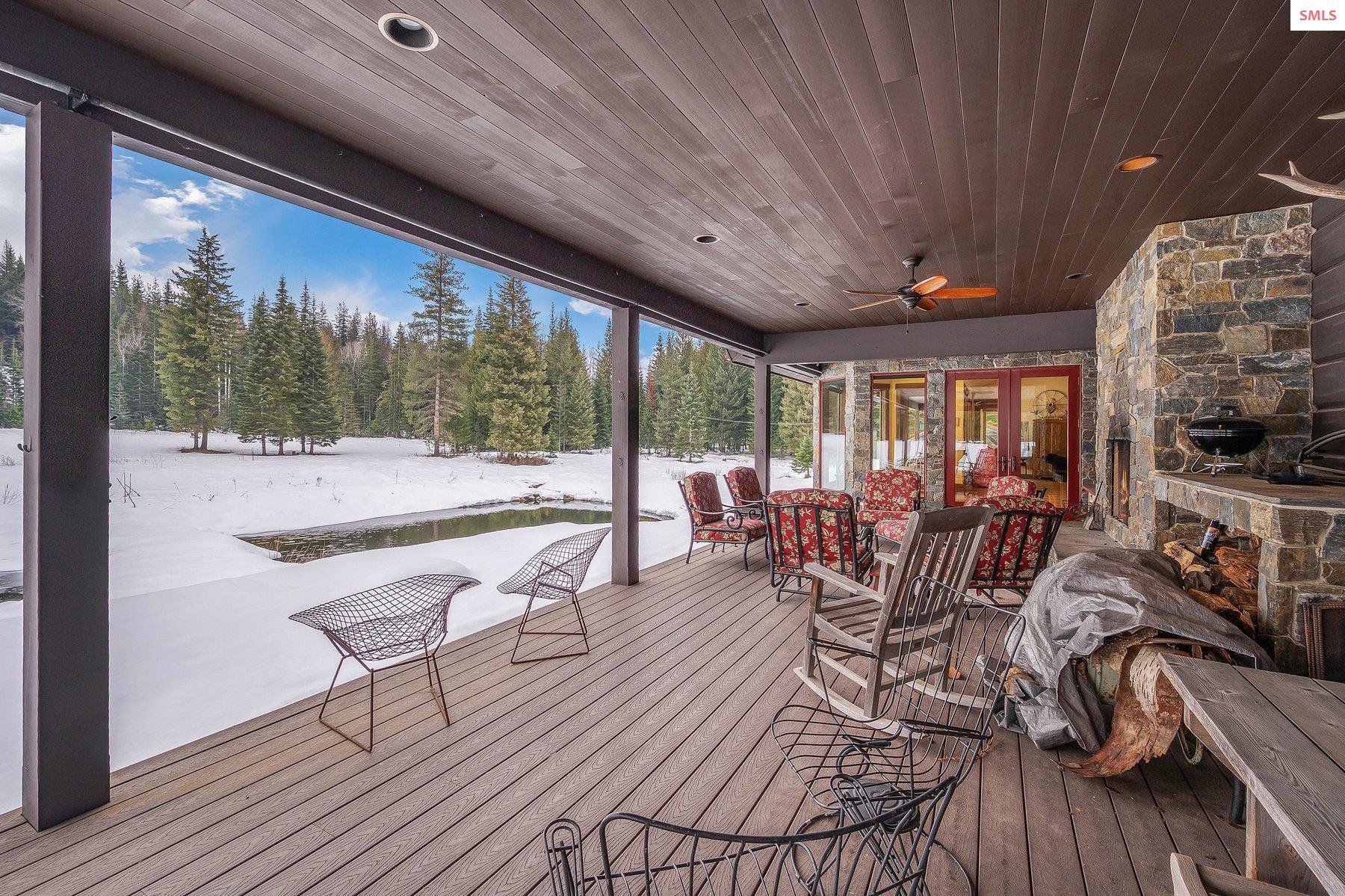 2732 Lower Pack River Road