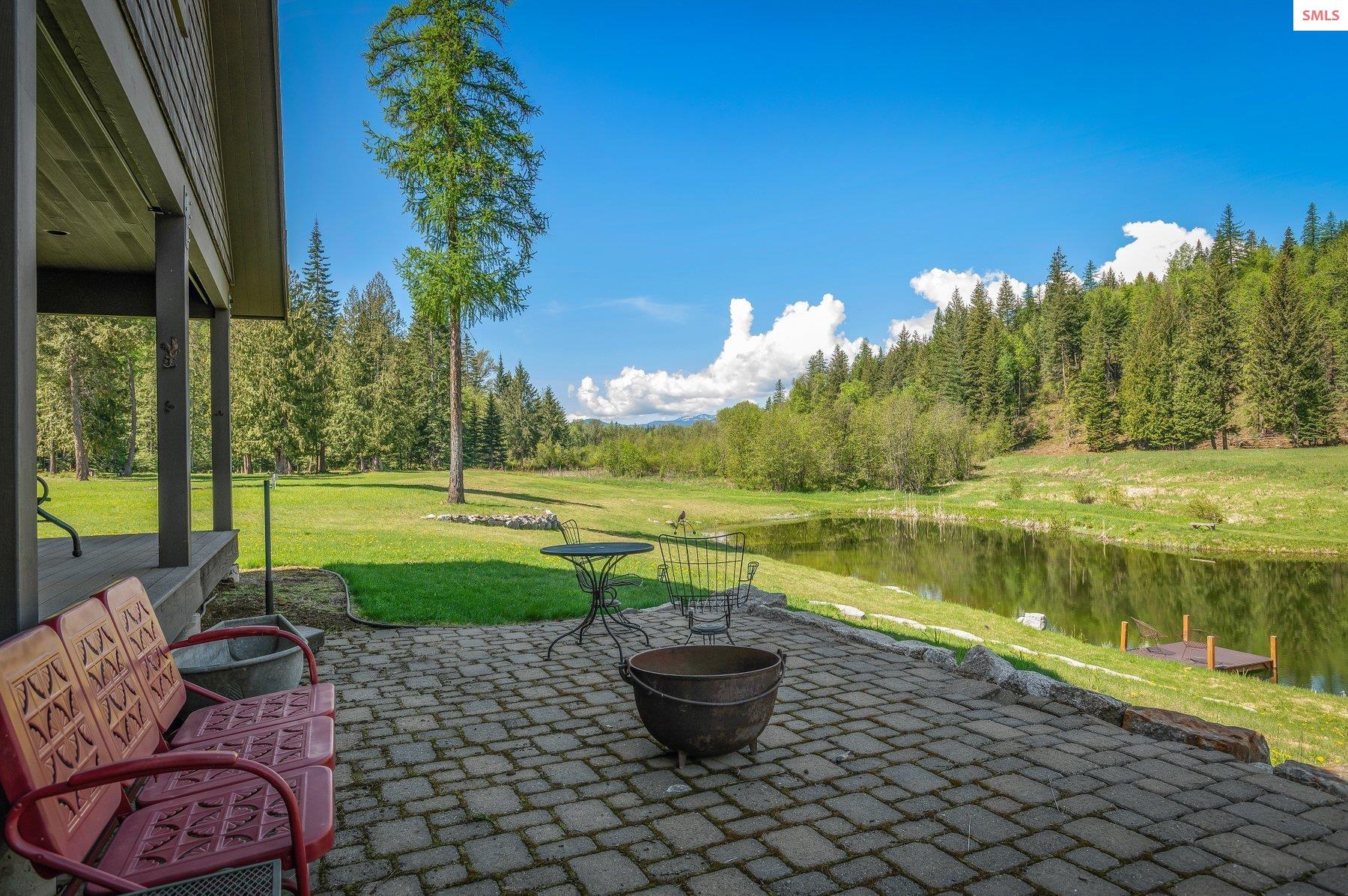 2732 Lower Pack River Road