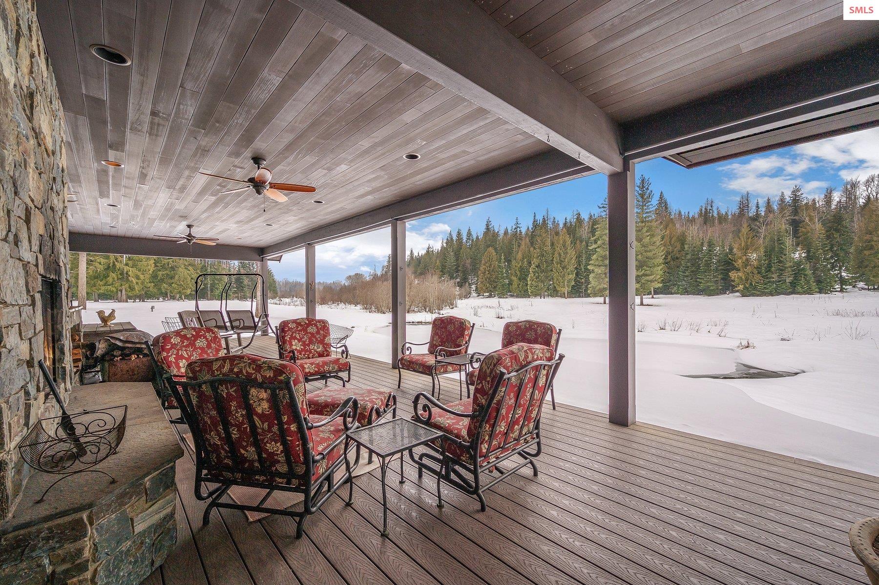 2732 Lower Pack River Road