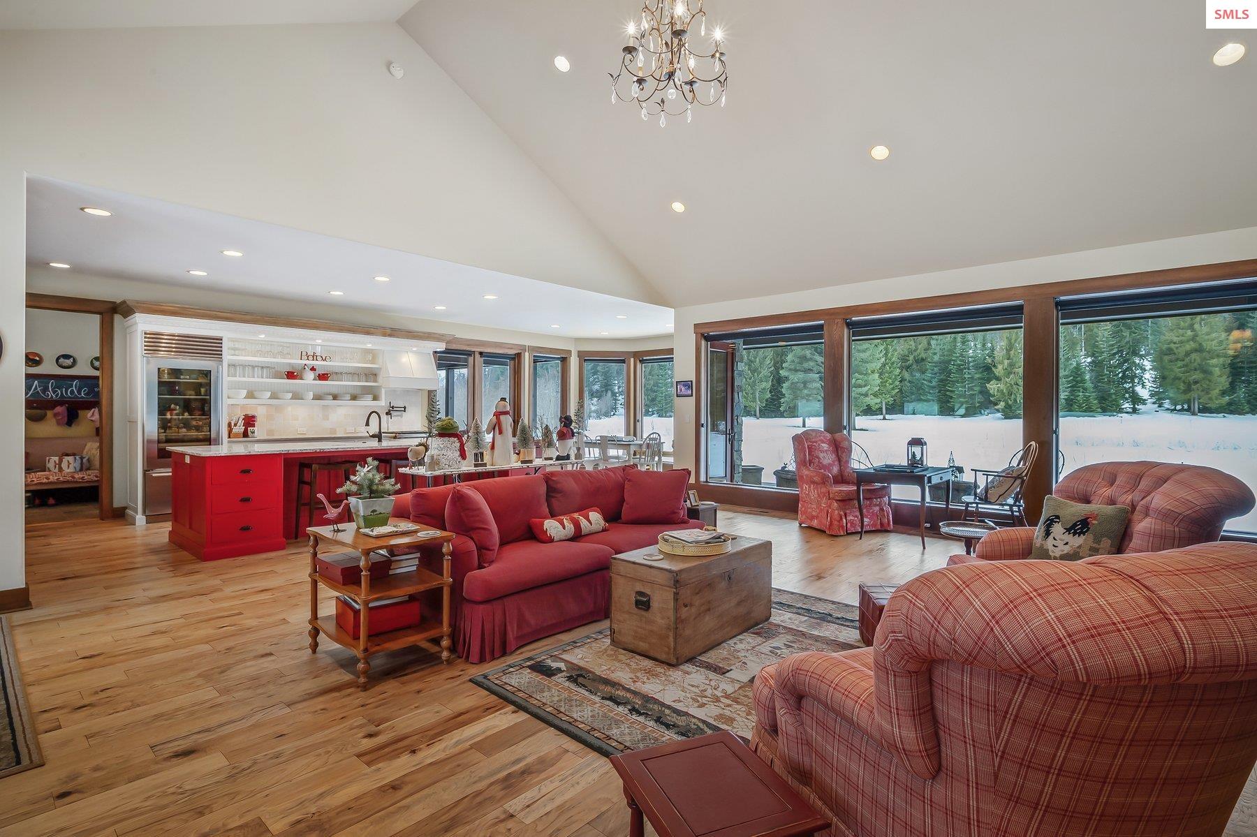 2732 Lower Pack River Road