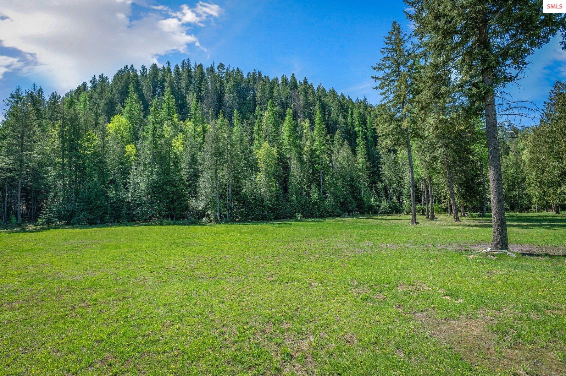 2732 Lower Pack River Road