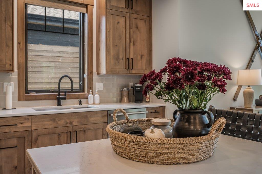 107 Oxbow