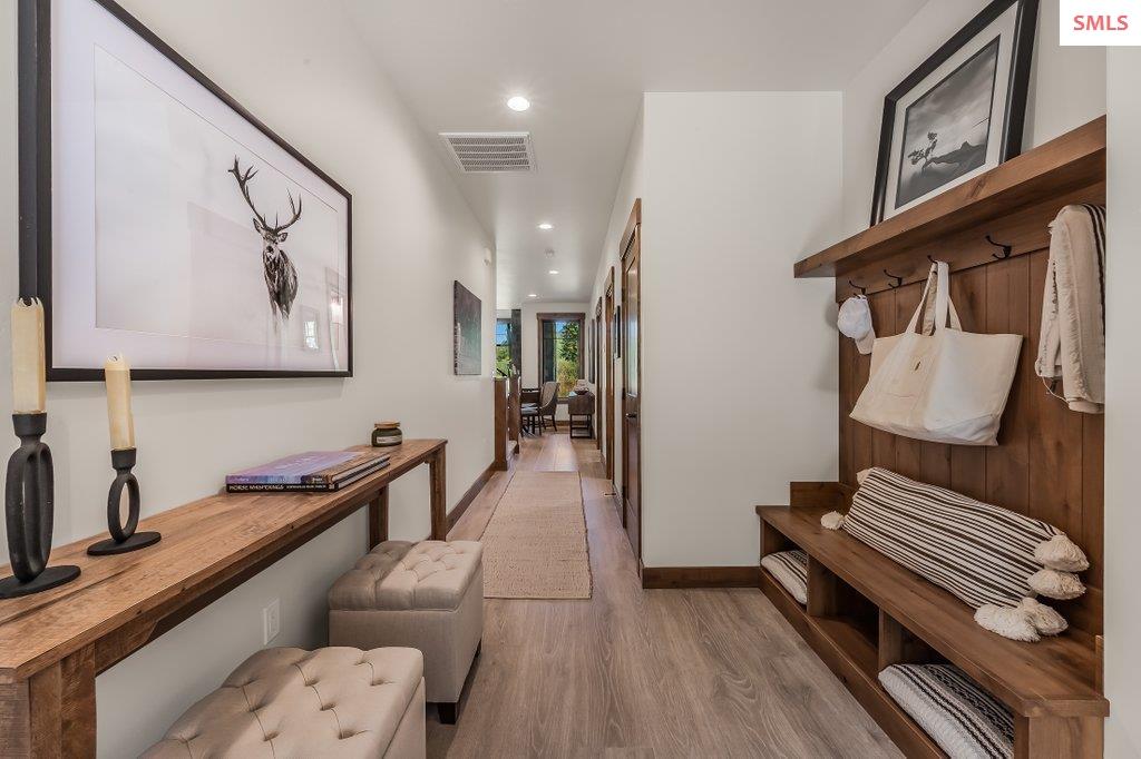 107 Oxbow