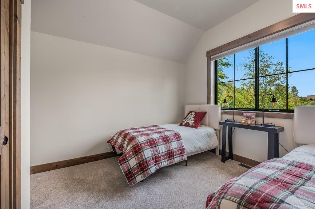 107 Oxbow