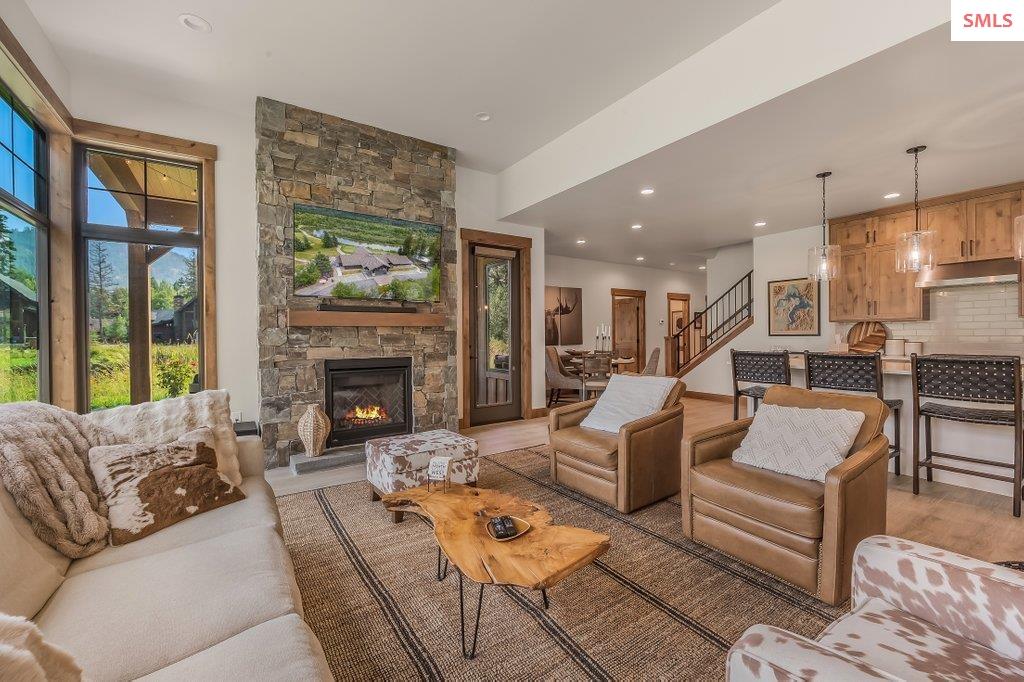 107 Oxbow