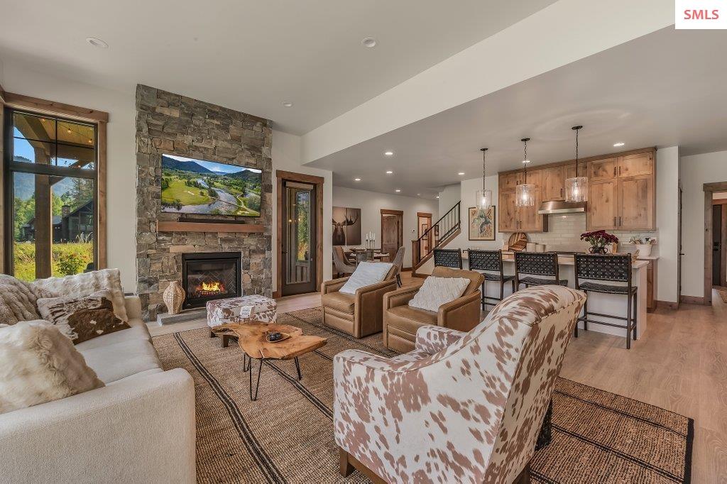 107 Oxbow