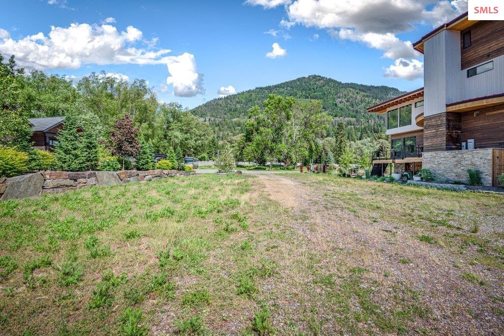 171 Country Road