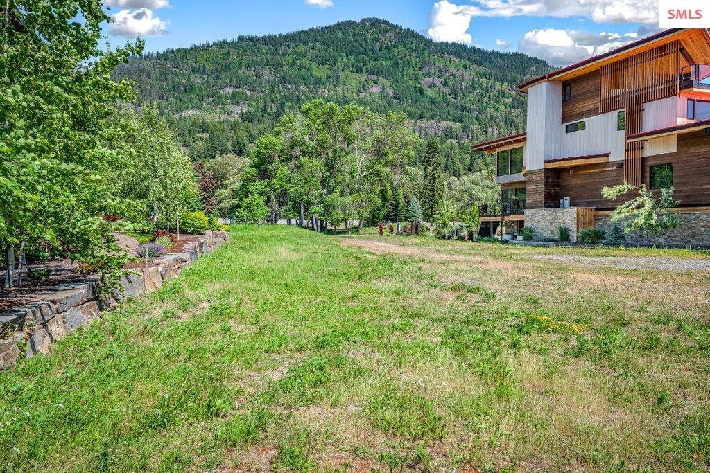 171 Country Road