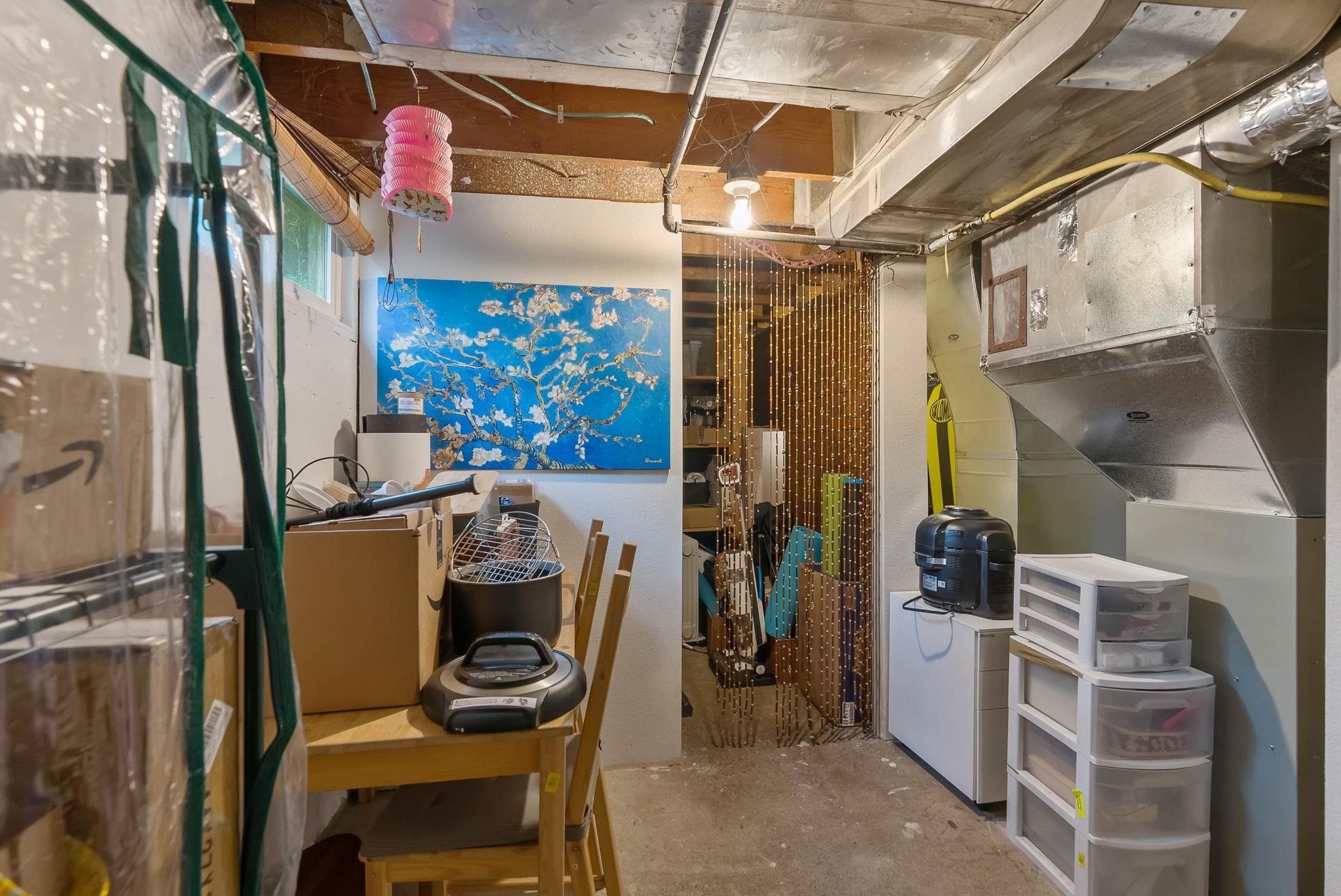 3317 W Longfellow Ave