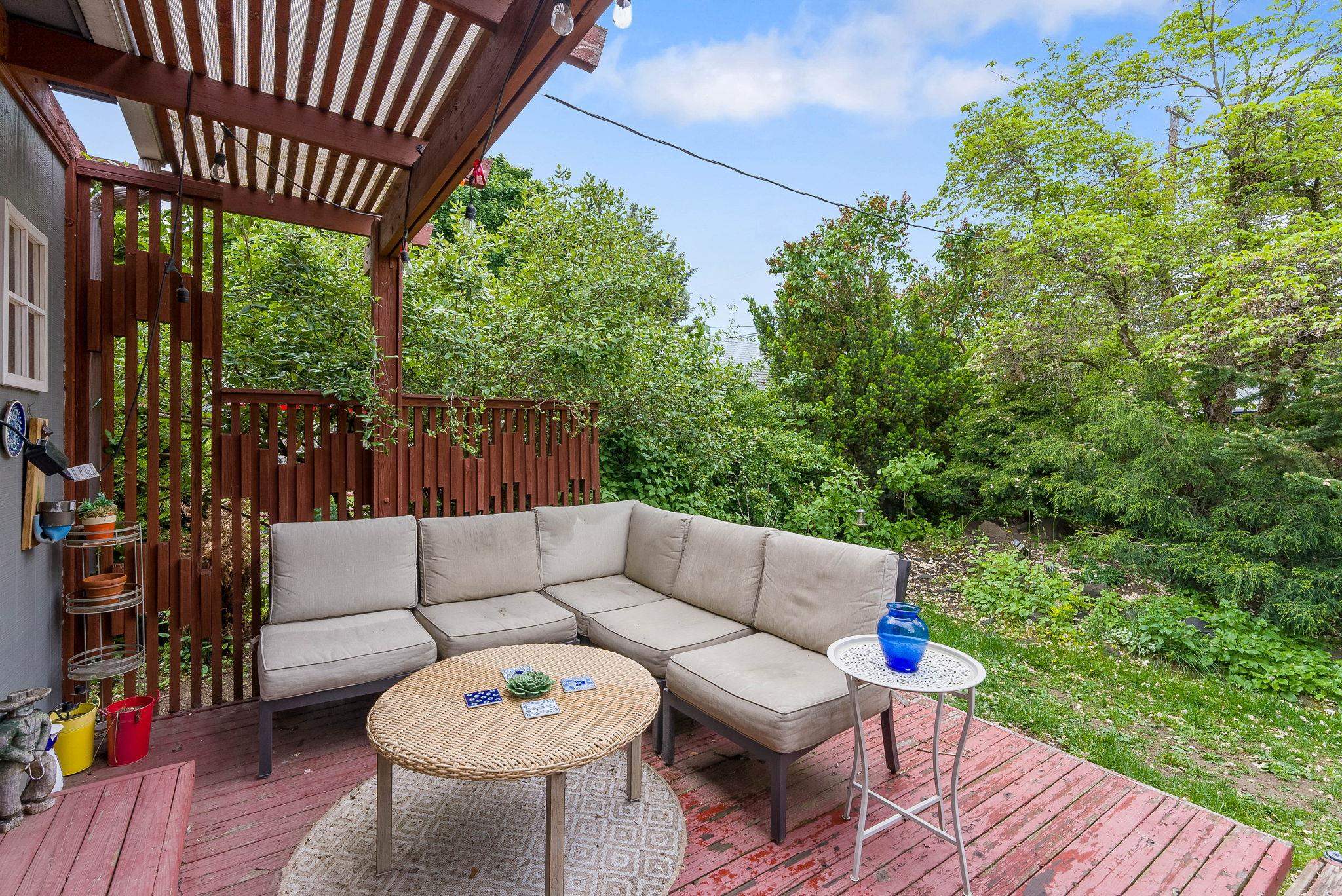 3317 W Longfellow Ave