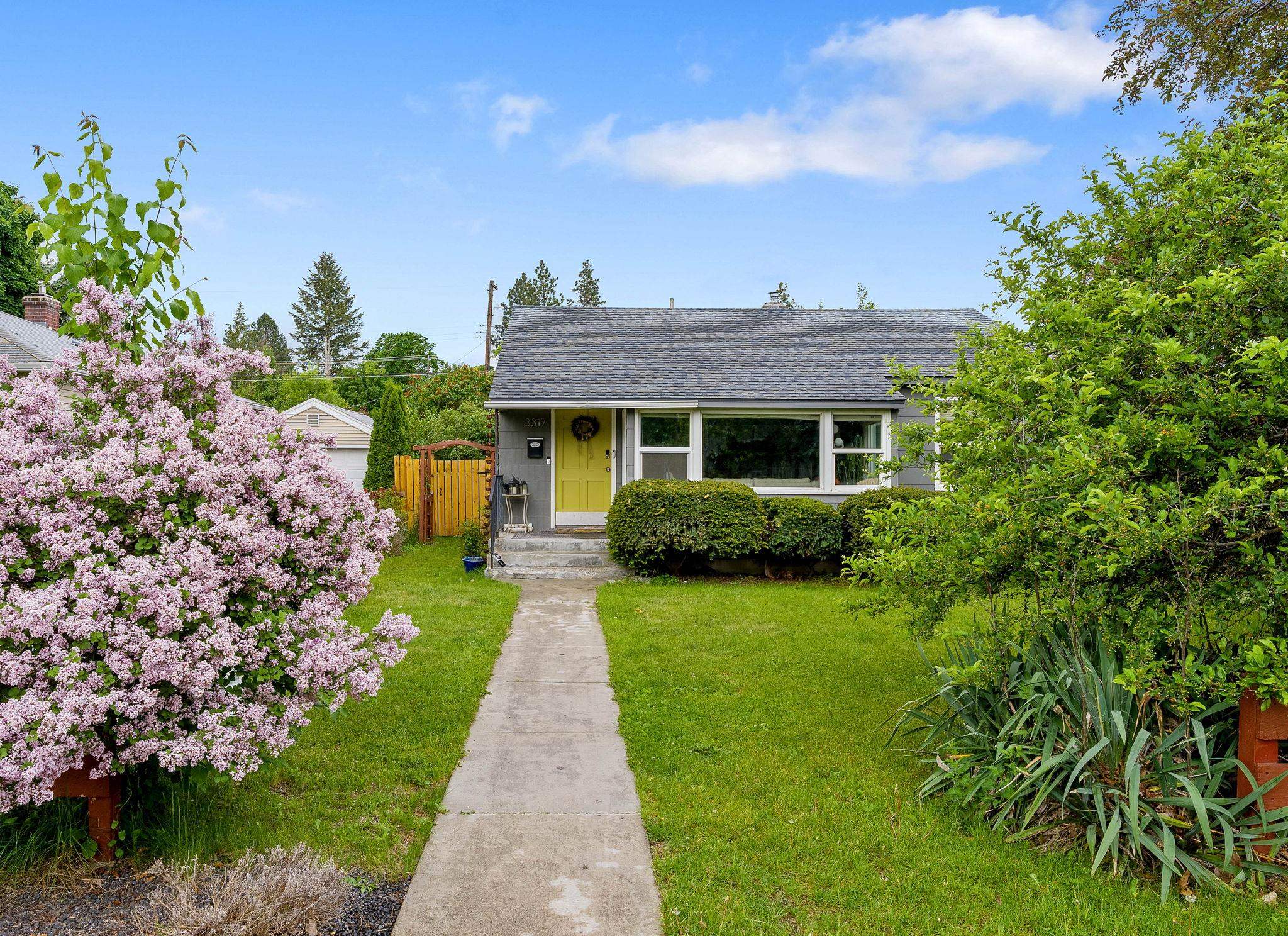 3317 W Longfellow Ave