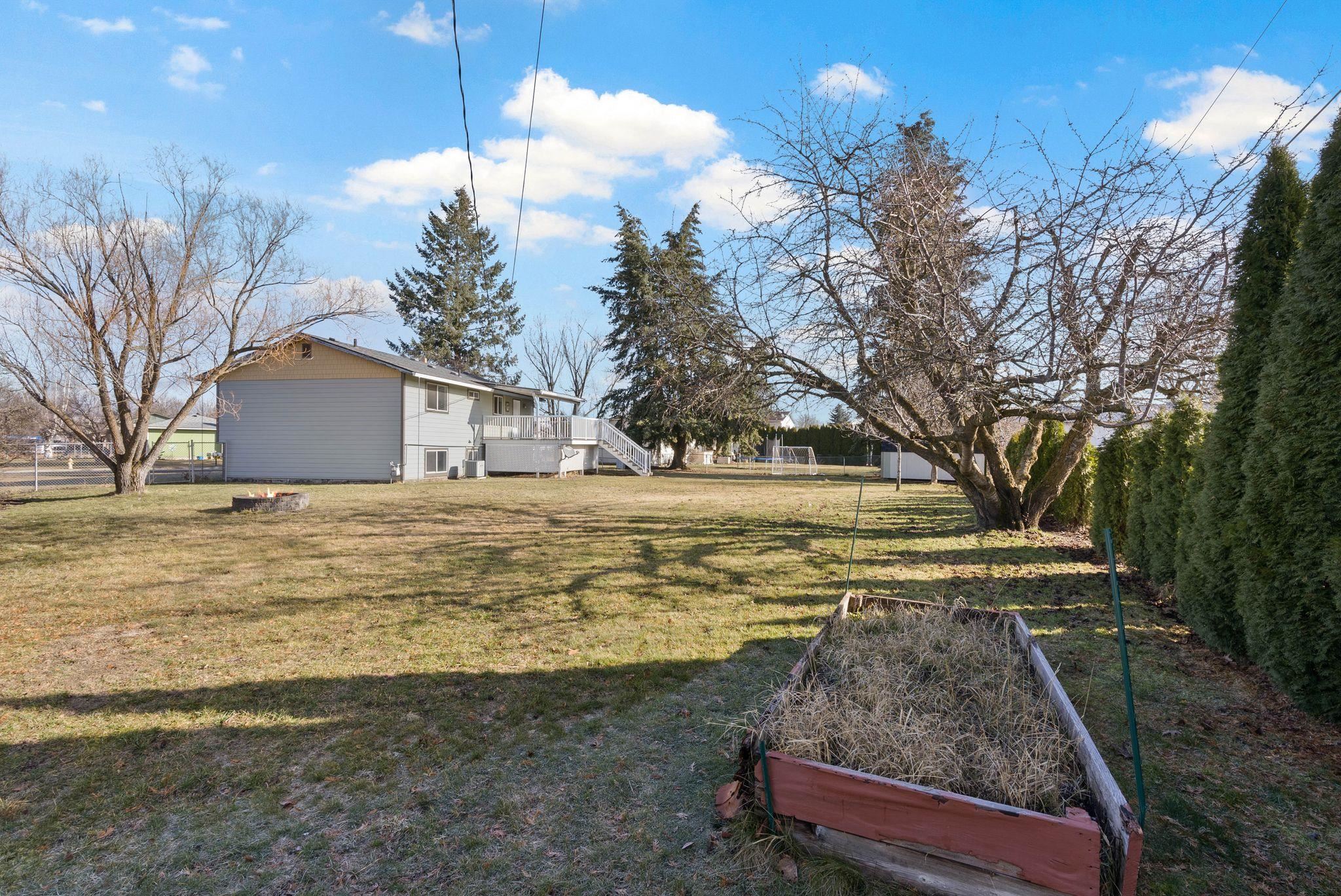 4922 N N Farmfield Rd