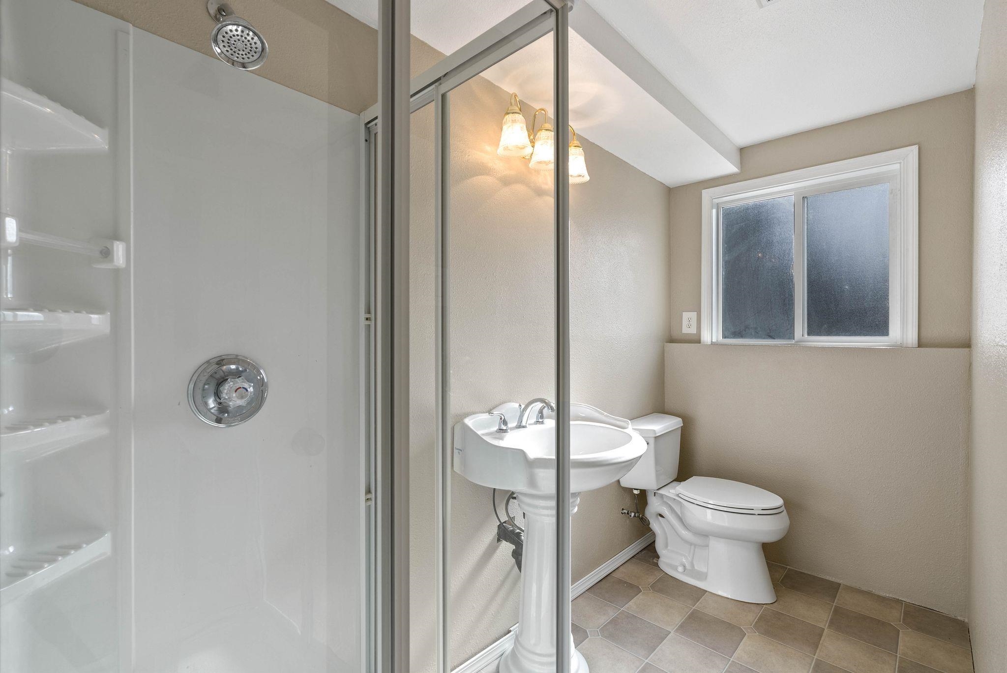 4922 N N Farmfield Rd