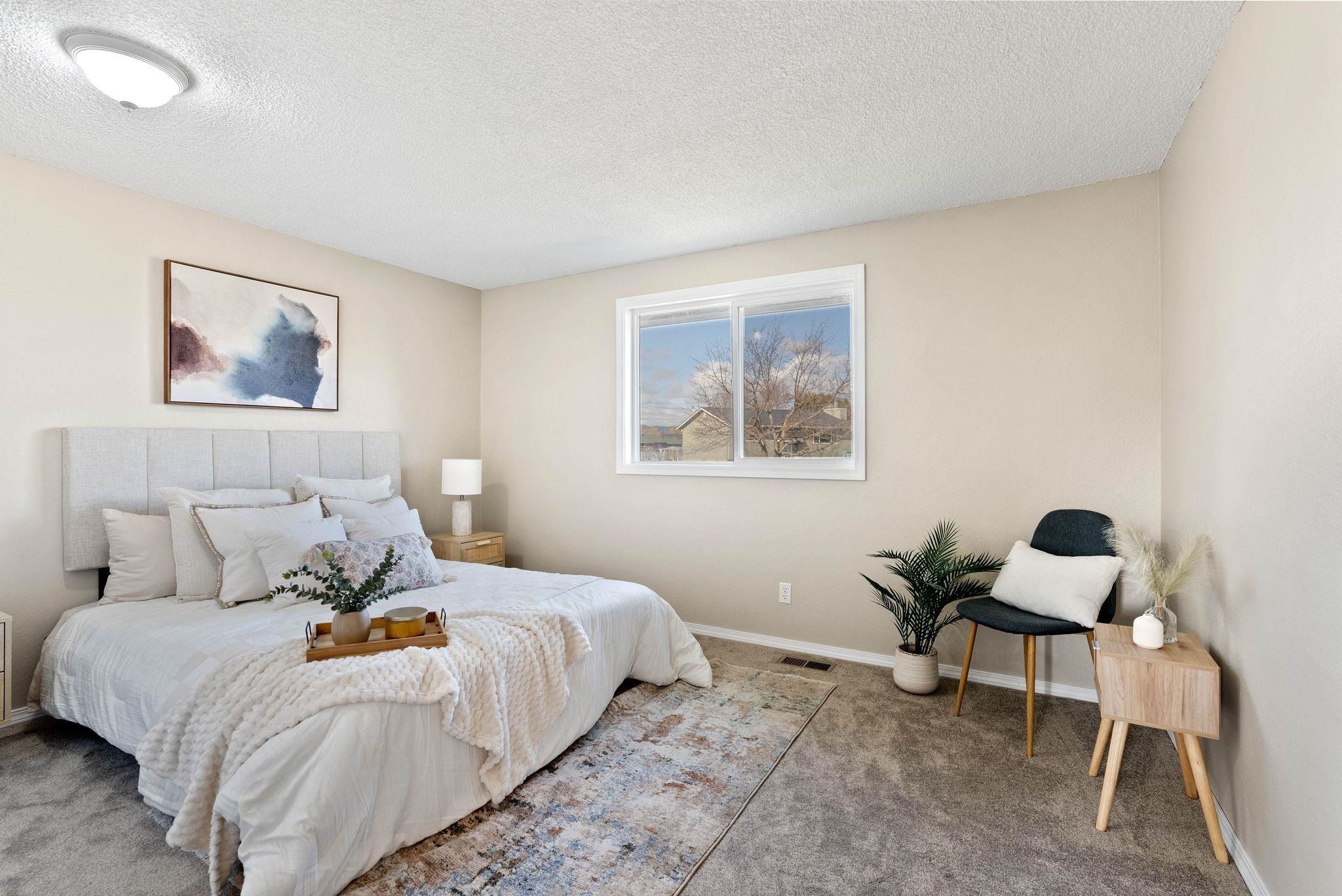 4922 N N Farmfield Rd